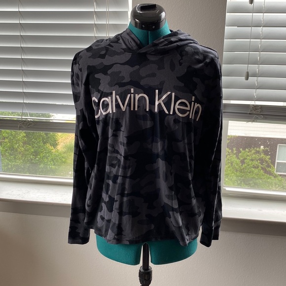Calvin Klein Tops - Calvin Klein camo hoodie
